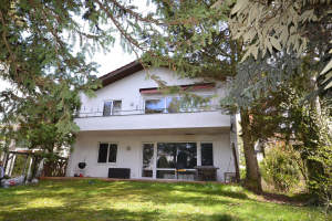 594 m² GRD